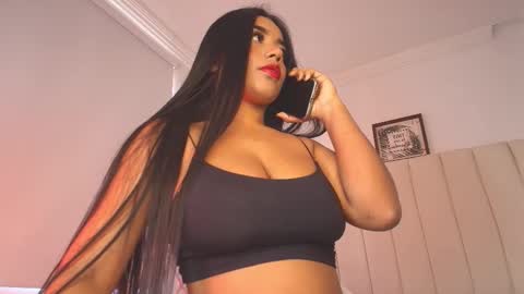 Snapshot of mollyrivera chatting on February 14, 6:40 pm Molly online show from February 14, 6:40 pm