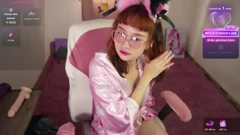 mollysb_05 online show from March 7, 6:05 pm