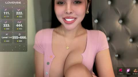 molly online show from December 19, 4:19 am