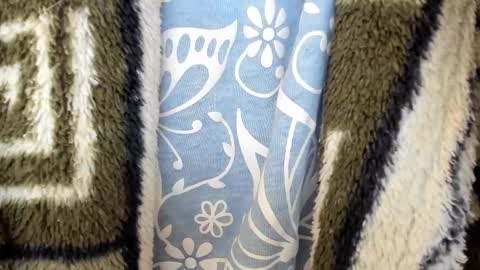 Snapshot of mollystory chatting on February 28, 3:59 pm AngelMomm online show from February 28, 3:59 pm