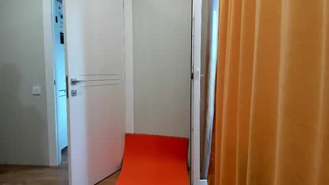 Snapshot of mollystory chatting on September 18, 12:18 pm AngelMomm online show from September 18, 12:18 pm