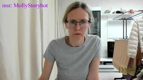 AngelMomm online show from April 2, 10:46 am