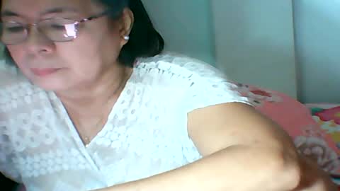 mombastic55 online show from June 20, 5:43 am