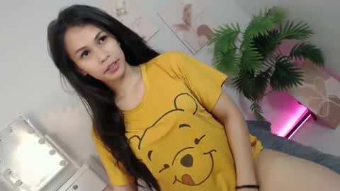 MOMIKHEM online show from December 14, 10:20 am