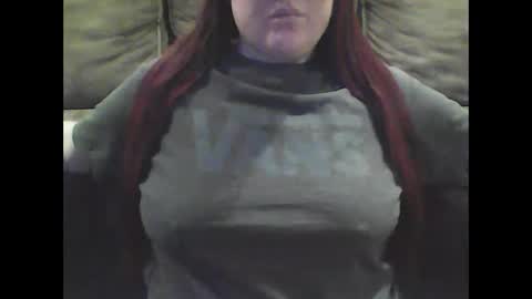 Snapshot of mommies_mooseknuckle chatting on September 29, 1:22 am mommies_mooseknuckle online show from September 29, 1:22 am