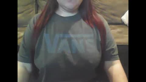 Snapshot of mommies_mooseknuckle chatting on October 15, 12:49 pm mommies_mooseknuckle online show from October 15, 12:49 pm