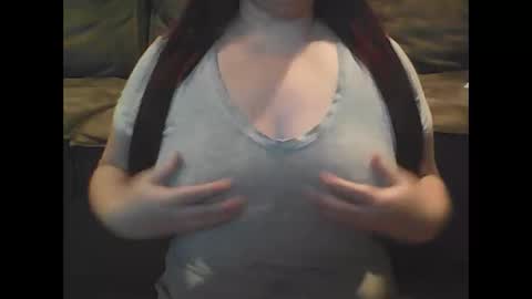 Snapshot of mommies_mooseknuckle chatting on October 22, 12:49 pm mommies_mooseknuckle online show from October 22, 12:49 pm
