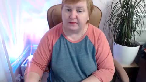 Mommy99X online show from December 3, 7:32 am