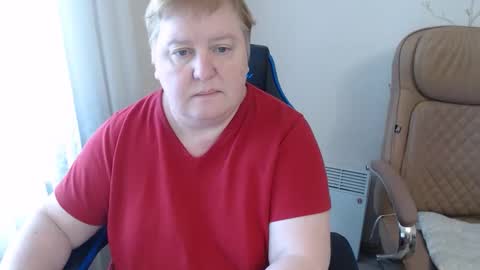 Snapshot of mommy99x chatting on May 26, 7:04 am Mommy99X online show from May 26, 7:04 am