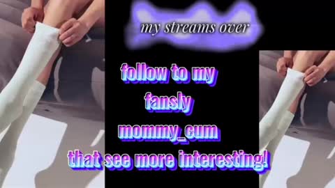Snapshot of mommy_cum chatting on December 27, 8:24 am Mommy online show from December 27, 8:24 am
