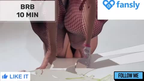 Snapshot of mommy_cum chatting on February 21, 5:13 am Mommy online show from February 21, 5:13 am