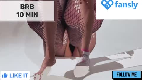 Snapshot of mommy_cum chatting on March 3, 1:53 am Mommy online show from March 3, 1:53 am