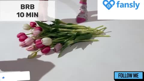 Snapshot of mommy_cum chatting on March 4, 5:00 am Mommy online show from March 4, 5:00 am