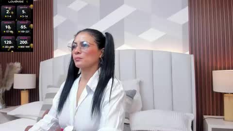 Snapshot of mommy_naughty_ chatting on January 8, 11:23 am Letty Smith online show from January 8, 11:23 am