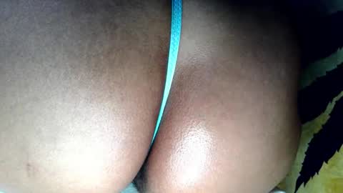 Mommy bubbles online show from February 10, 9:08 pm