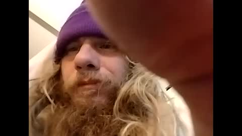 Snapshot of mommyissues2386 chatting on December 1, 5:46 pm Richard Sheridan online show from December 1, 5:46 pm