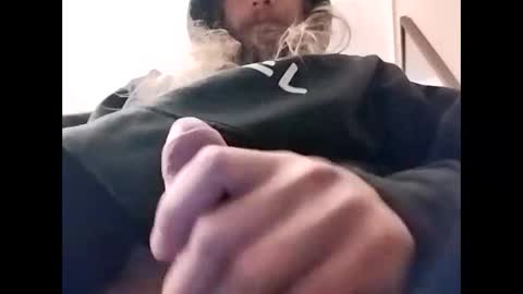 Snapshot of mommyissues2386 chatting on December 14, 12:55 am Richard Sheridan online show from December 14, 12:55 am