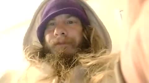 Snapshot of mommyissues2386 chatting on December 24, 8:11 am Richard Sheridan online show from December 24, 8:11 am