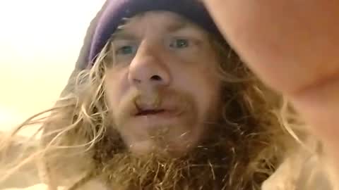 Snapshot of mommyissues2386 chatting on December 31, 6:05 am Richard Sheridan online show from December 31, 6:05 am