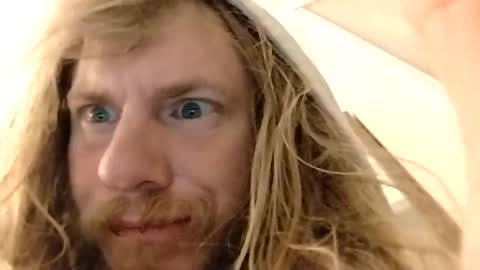 Snapshot of mommyissues2386 chatting on January 14, 10:12 pm Richard Sheridan online show from January 14, 10:12 pm