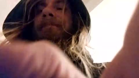 Snapshot of mommyissues2386 chatting on February 2, 5:21 am Richard Sheridan online show from February 2, 5:21 am