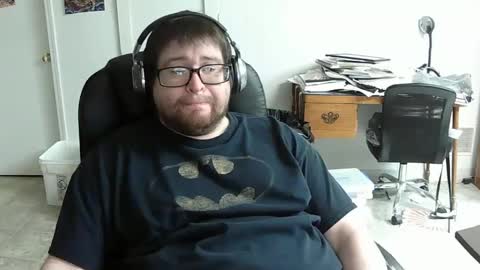 Snapshot of momo_jakes chatting on February 27, 5:13 am Jacob S. online show from February 27, 5:13 am