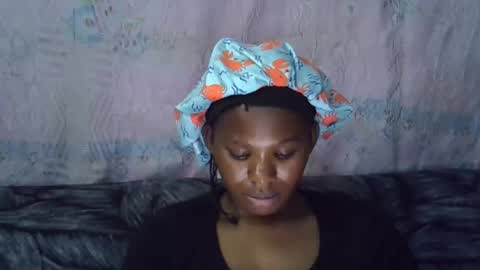 momsdoll online show from February 23, 12:02 pm