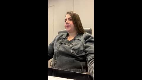 Snapshot of mona28__ chatting on October 30, 12:17 pm Mona online show from October 30, 12:17 pm