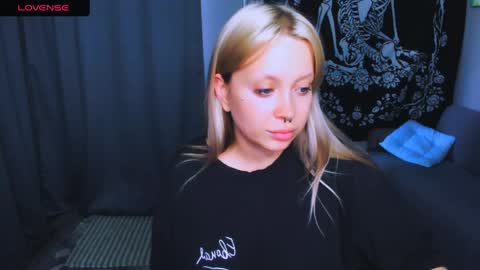   online show from May 29, 2:48 pm
