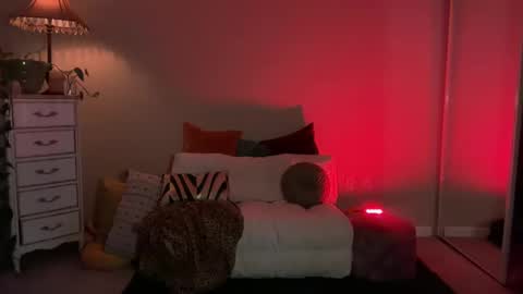 Mona online show from January 31, 3:22 pm