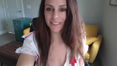 Mona online show from March 16, 2:32 pm