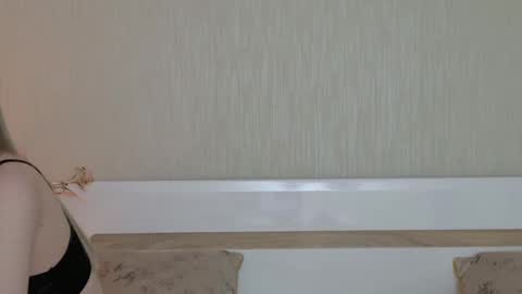 Snapshot of monaxxx_ chatting on January 19, 9:45 pm Monaxxx online show from January 19, 9:45 pm