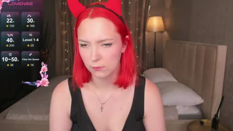 Snapshot of monica__queen chatting on June 14, 5:31 am Monica online show from June 14, 5:31 am