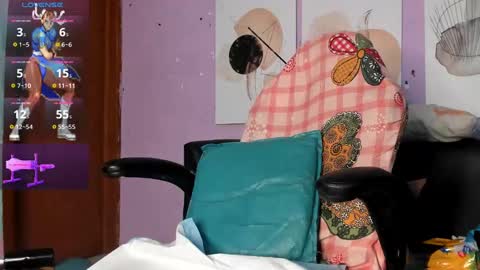 Snapshot of monica_collins chatting on October 13, 1:16 am moni online show from October 13, 1:16 am