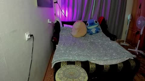 Monica Elder online show from June 30, 3:40 am