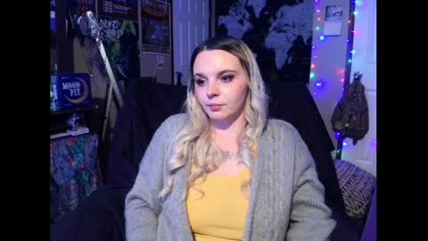 Monica online show from December 2, 4:53 pm