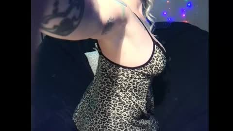 Monica online show from February 26, 6:11 pm