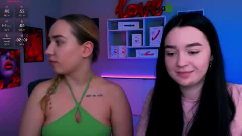 Monica online show from March 4, 8:37 pm