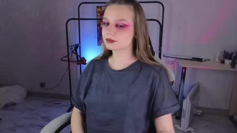 Snapshot of monicaerotic chatting on October 25, 6:57 pm Monica erotic mmm online show from October 25, 6:57 pm