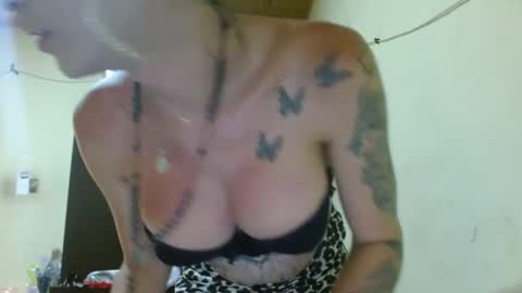 Snapshot of monicalimite123 chatting on September 24, 6:00 pm monicalimite123 online show from September 24, 6:00 pm