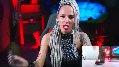 Monika online show from February 18, 6:37 pm