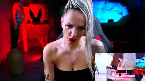 Monika online show from February 25, 11:41 am