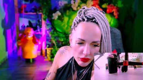 Monika online show from January 9, 10:40 am