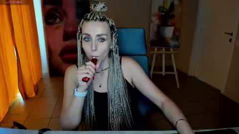 Snapshot of monicariley chatting on June 14, 11:23 am monicariley online show from June 14, 11:23 am