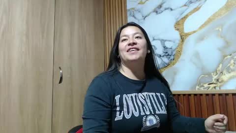 Snapshot of monickhotpri chatting on May 3, 5:57 am monickhotpri online show from May 3, 5:57 am