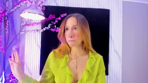 Snapshot of monik_fox_cr chatting on November 16, 7:41 pm MONIK FOX online show from November 16, 7:41 pm