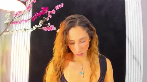 Snapshot of monik_fox_cr chatting on November 30, 7:40 pm MONIK FOX online show from November 30, 7:40 pm