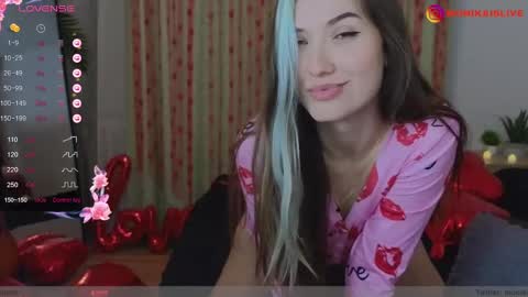 Snapshot of monikavenom chatting on February 14, 7:33 pm Monika online show from February 14, 7:33 pm
