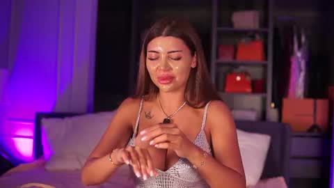 Moni online show from July 24, 3:48 am