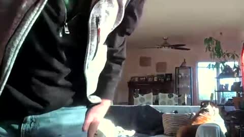 Snapshot of monkeedance chatting on December 6, 11:47 pm Monkee Dance online show from December 6, 11:47 pm